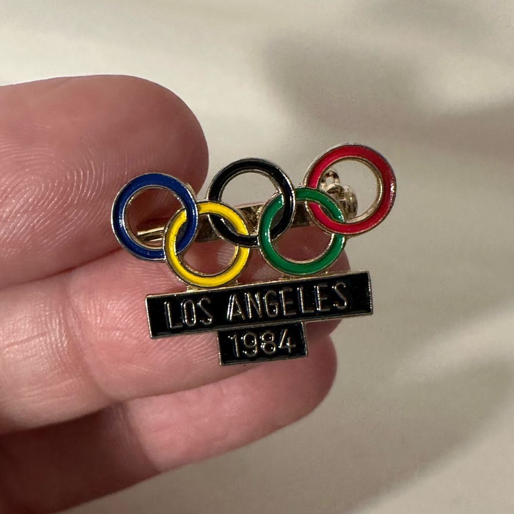 1984 los angeles olympics rings enamel pin